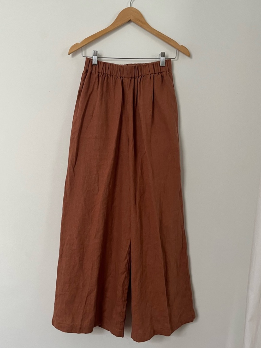 Linenfox Brenna trousers in mocha mousse size S